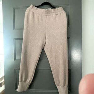 Varley double soft the slim joggers in taupe marl.Size Med Large see description
